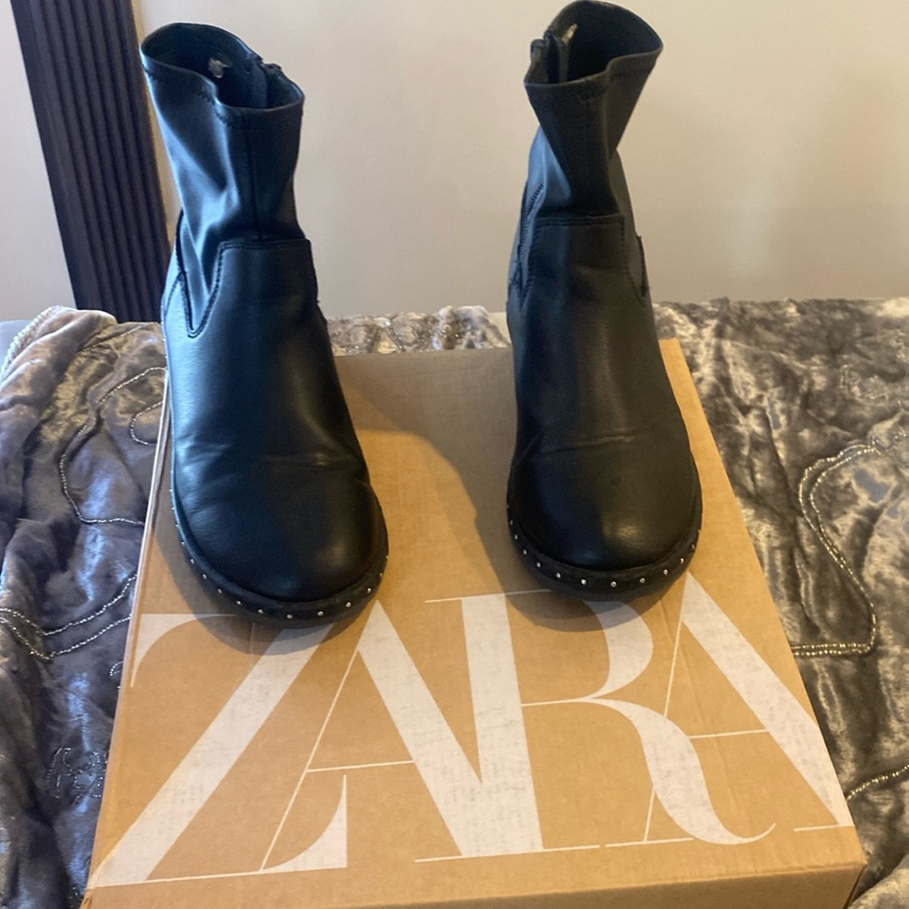 Zara girl boots